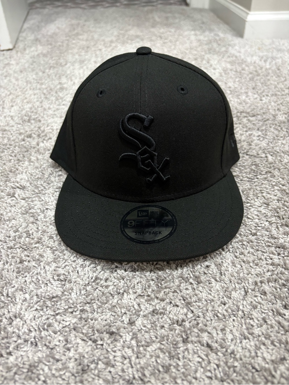 New Era Black Chicago White Sox 9FIFTY Snapback Hat